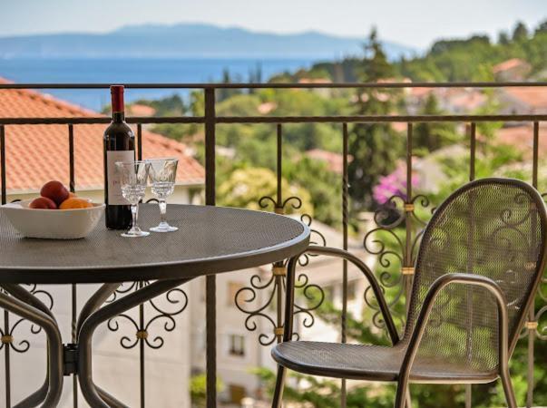 Apartments Villa Slavica Ičići Kültér fotó